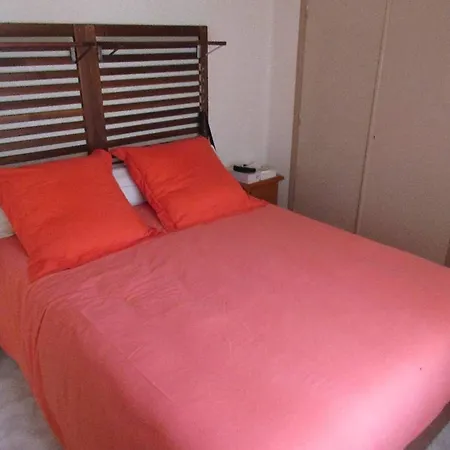 Beautiful 2-bedroom Less Than 50m From The And Side Sea Views Apartment Torrevieja